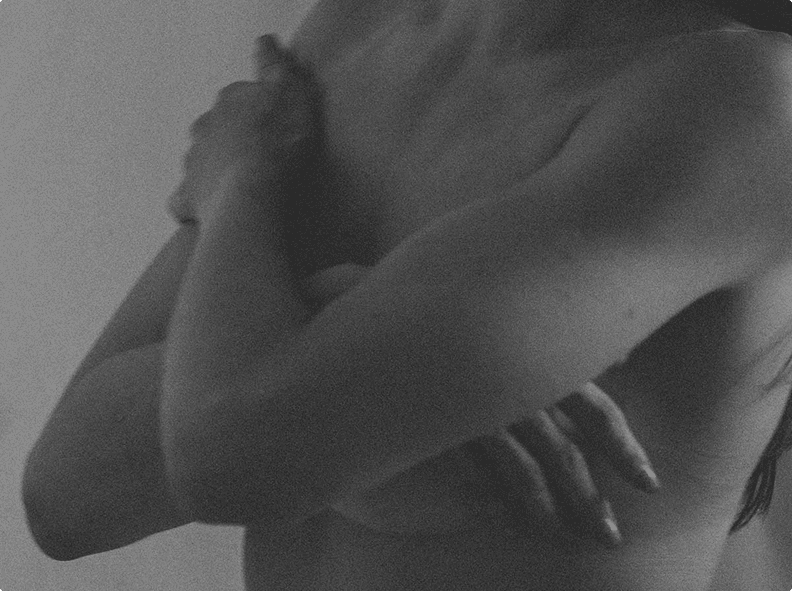 woman-torso-breast-surgery